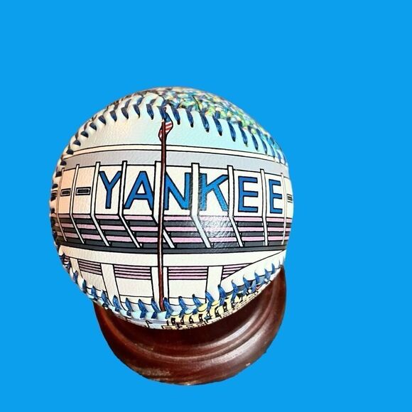 Yankee Stadium Painted Unforgettable 2004 : RARE - Picture 3 of 9